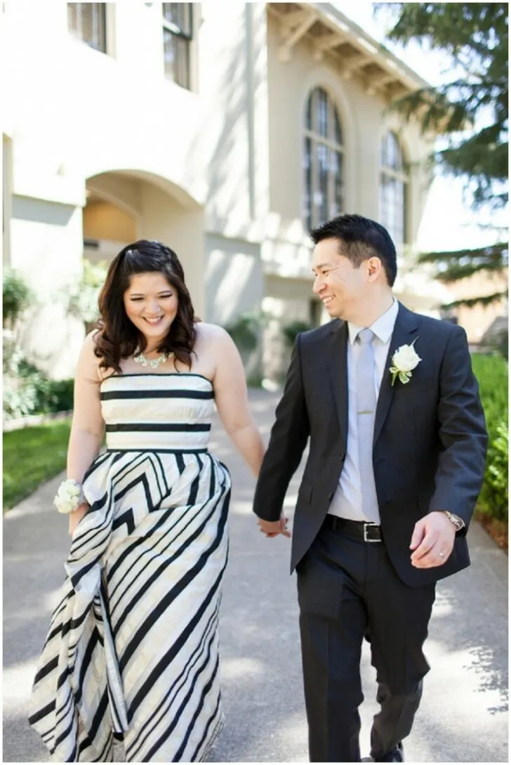 Courthouse bride and groom photos