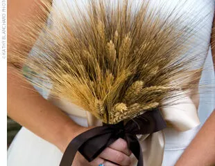 wheat wedding bouquet