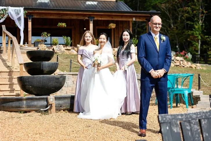 groom's first look with bride