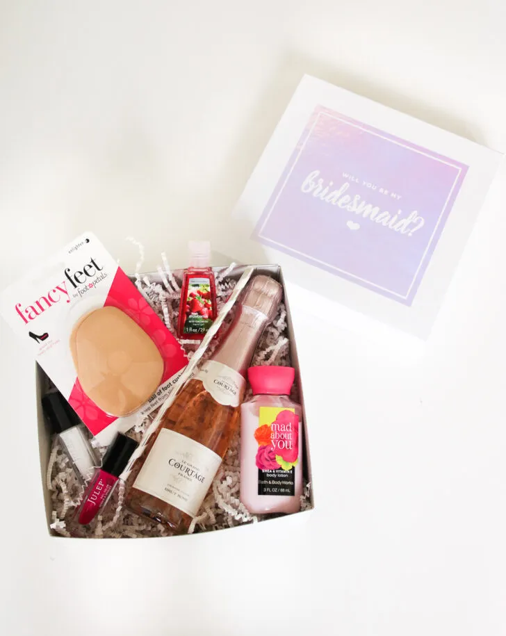 DIY Bridesmaids Proposal Box with Cricut