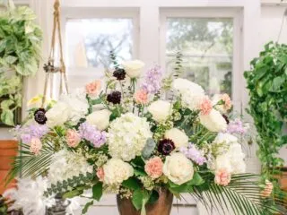 bloom culture flowers - ceremony floral arrangement - step 11 - final product