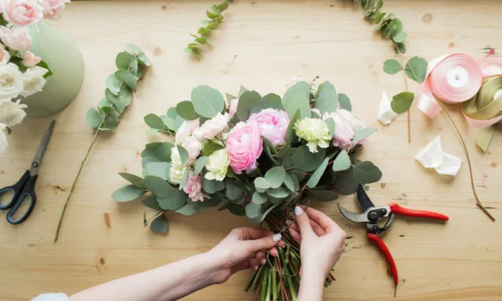 side hustle ideas for brides - do some freelance floral arranging