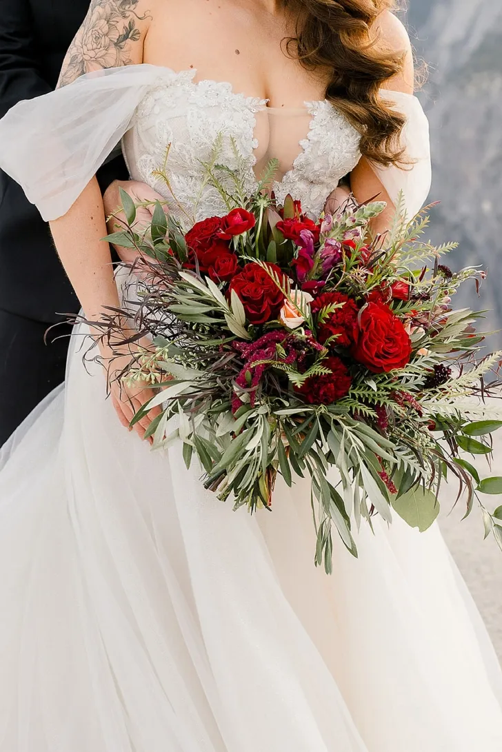 bridal red rose bouquet