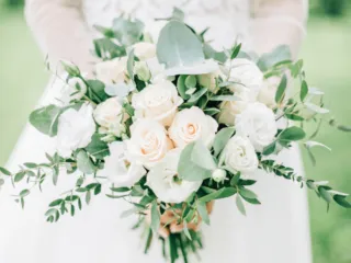wedding flowers budget