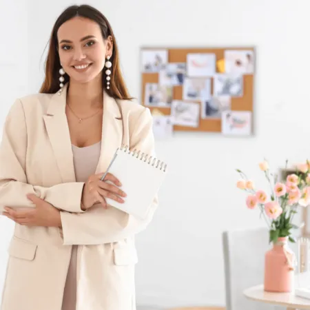 Pixelshot via Canva.