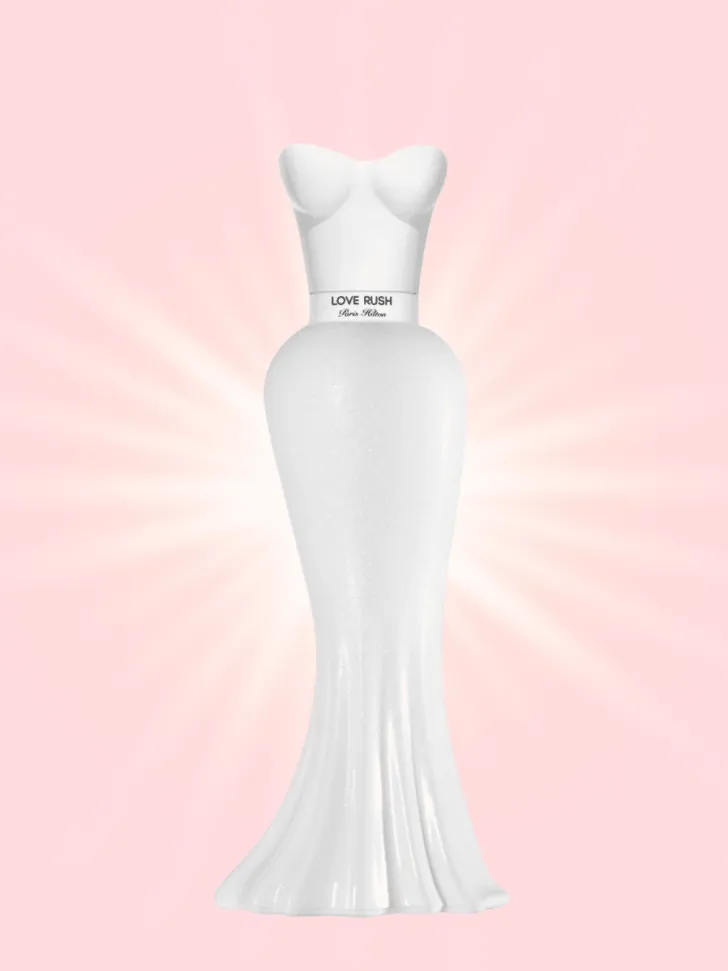 Your wedding day is an unforgettable moment in your life, but do you know what will help solidify your sentimental memories? Your wedding perfume! 