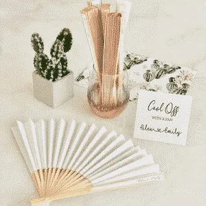 wedding favors and decorations