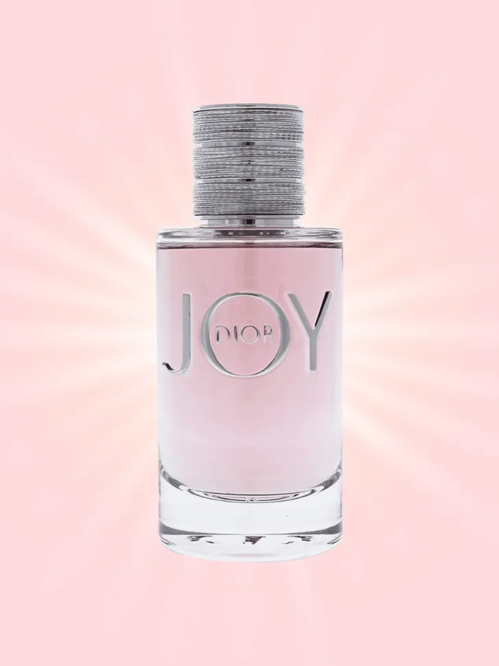 Your wedding day is an unforgettable moment in your life, but do you know what will help solidify your sentimental memories? Your wedding perfume! 