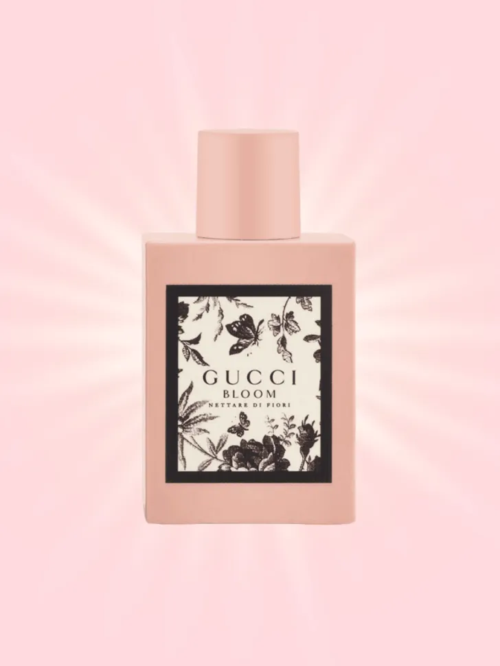 Your wedding day is an unforgettable moment in your life, but do you know what will help solidify your sentimental memories? Your wedding perfume! 