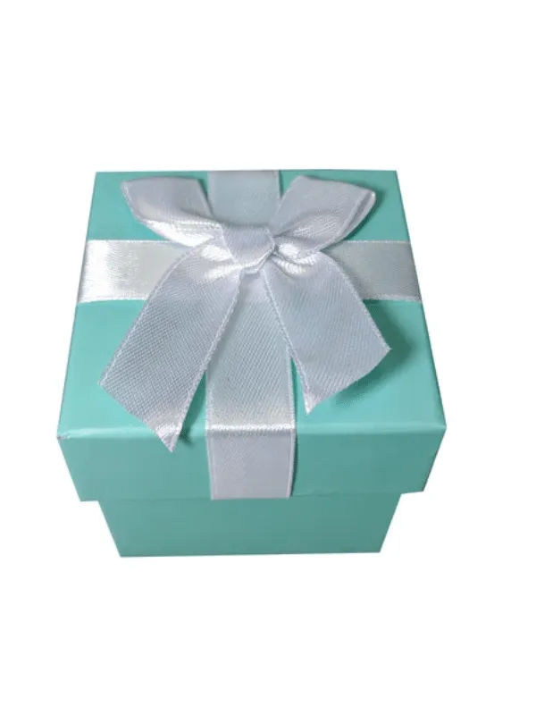 Creative, cute and affordable wedding favor packaging ideas and options from our favorite online resources. 