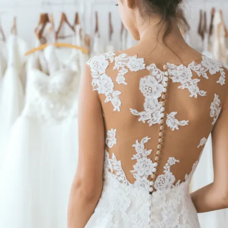 score a cheap wedding dress